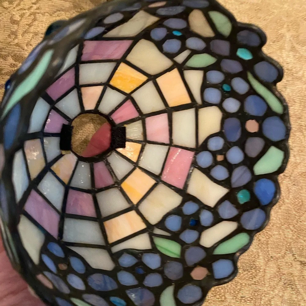 Vintage Partylite Stained Glass Hydrangea Tealight Lamp - Picture 4 of 7